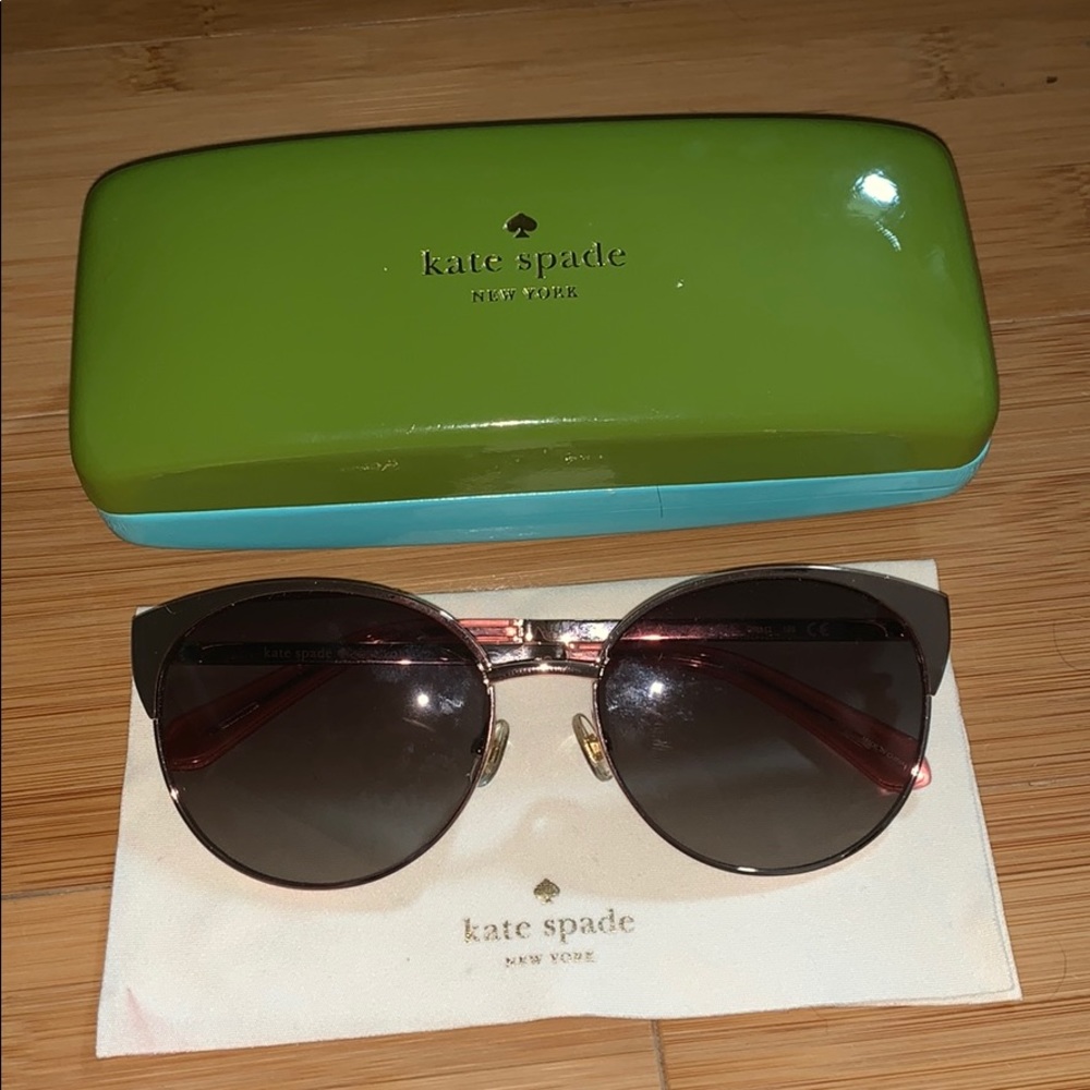 Kate Spade Sunglasses! With case and cleaner!